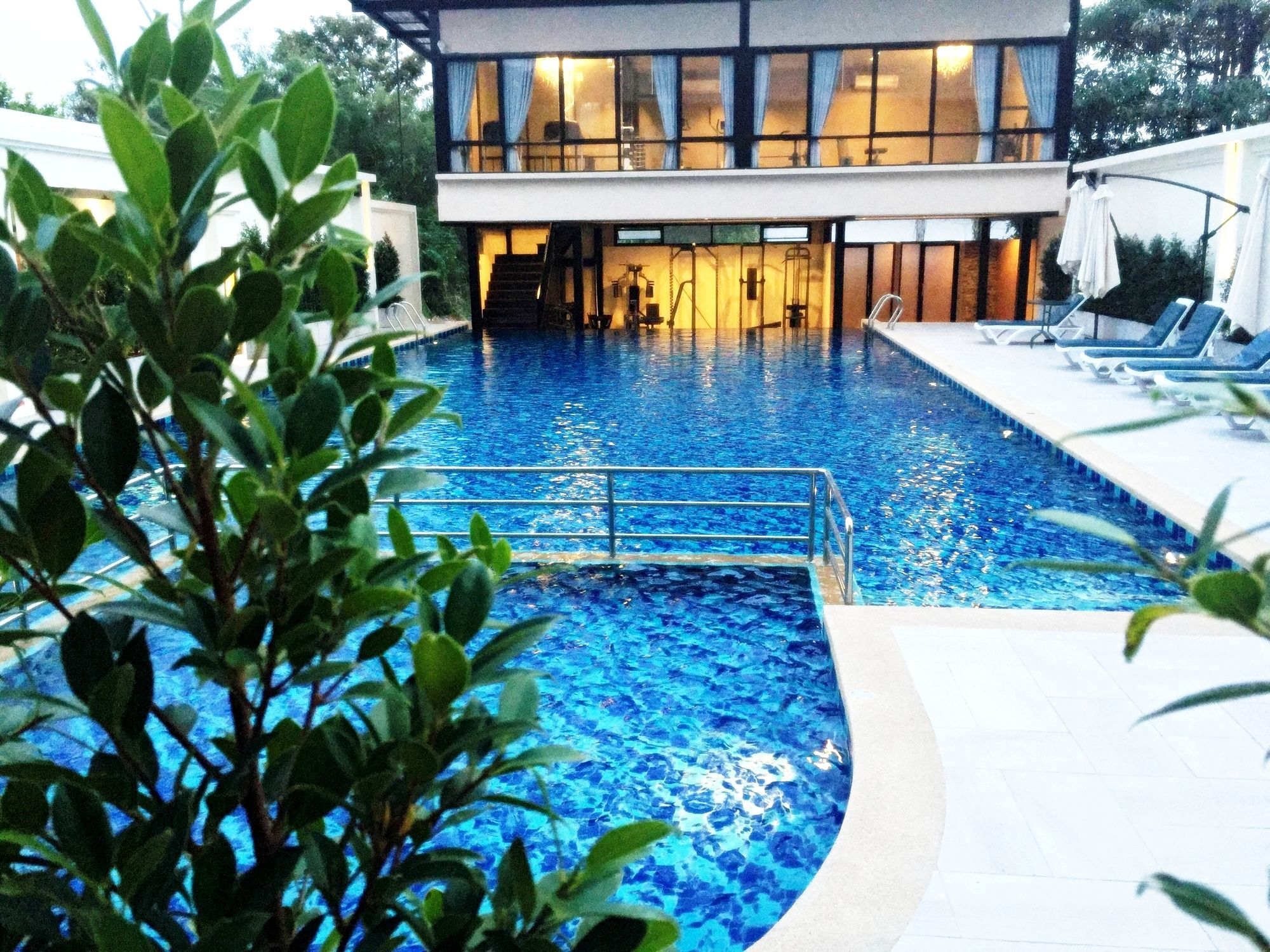 Avana Laemchabang Hotel Si Racha Bagian luar foto